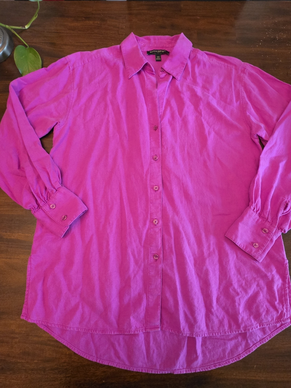 Banana Republic Bright Pink Linen-Blend Button Down Shirt - Size XS